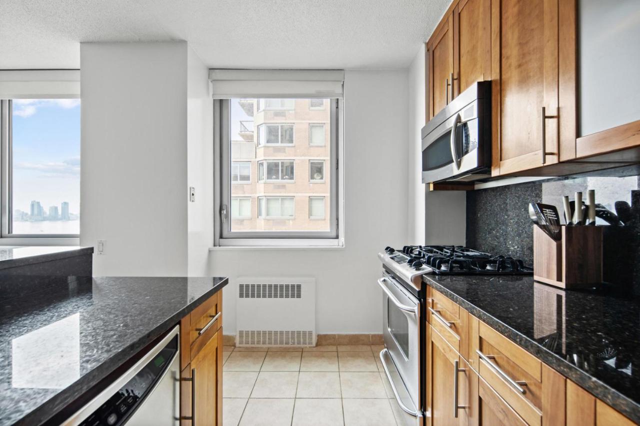 شقة Midtown East 1Br W Gym Nr East River Esplanade Nyc-1382 نيو يورك المظهر الخارجي الصورة